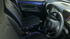 Toyota Aygo X 1.0 VVT-i Edge 5dr Petrol Hatchback